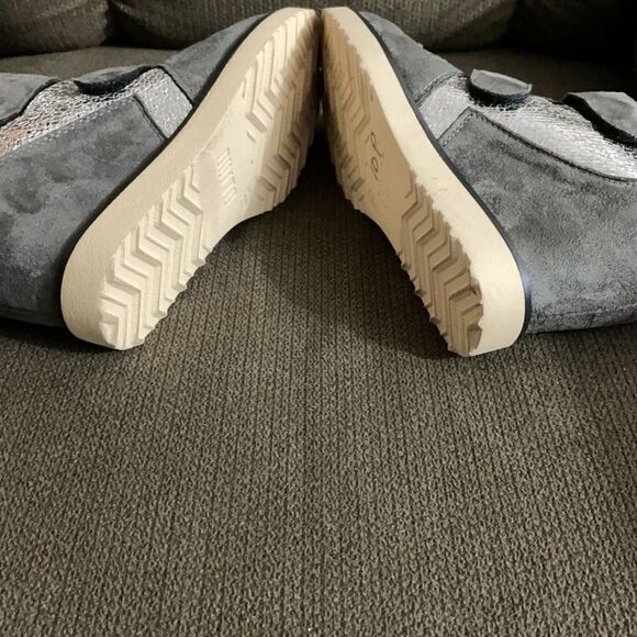 𝅺wedged Sneakers Silver  Grey Sz 36 - Picture 6 of 6